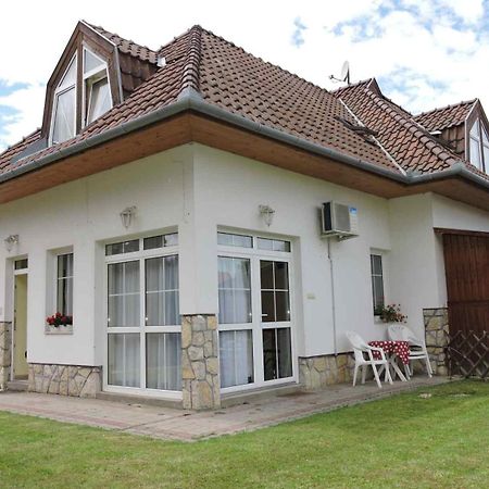 Jade Panzio Bed & Breakfast Balatonföldvár Dış mekan fotoğraf